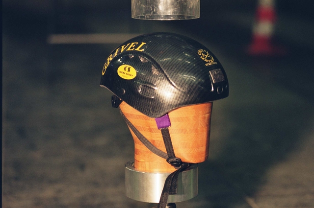 13 GRIVEL The Cap Carbon casco del 1998