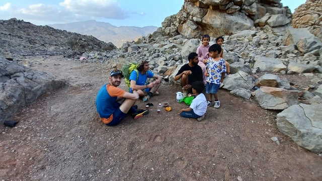 incontri con locali al jabal fokha