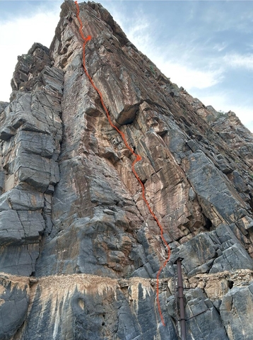 Immagine12 Via Pole Crack