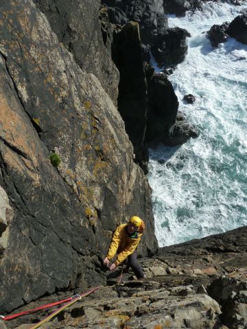 Sul terzo tiro della classicissima Right Angle a Gurnards Head North Coast