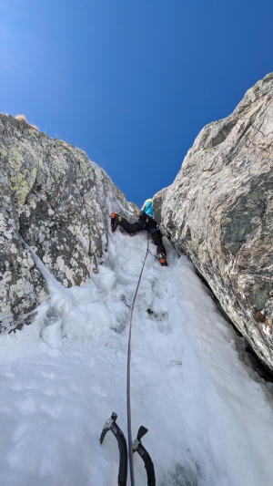 CRUMBLING EMPIRE - Nuova via di misto al Monviso per Giolitti e Tomatis